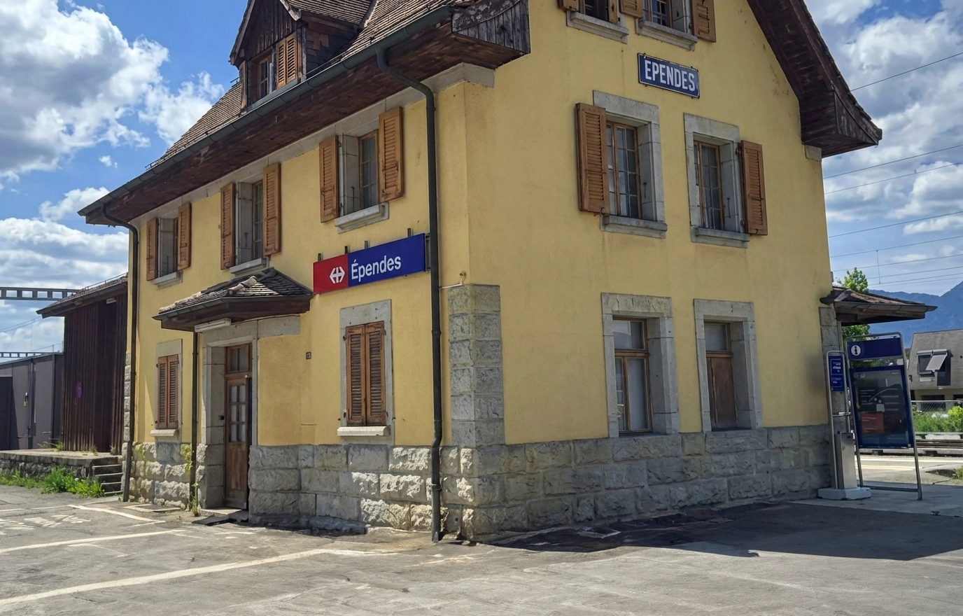 La Petite Gare — Ependes